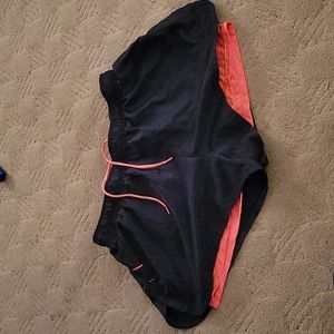 Reversible women's shorts